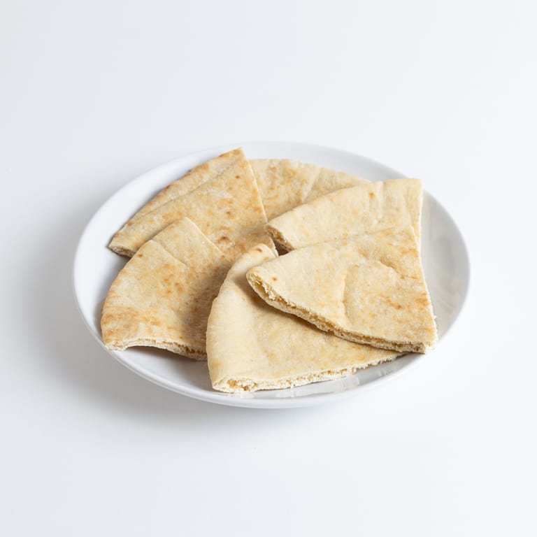 Fresh Pita Bread: A Mediterranean Delight