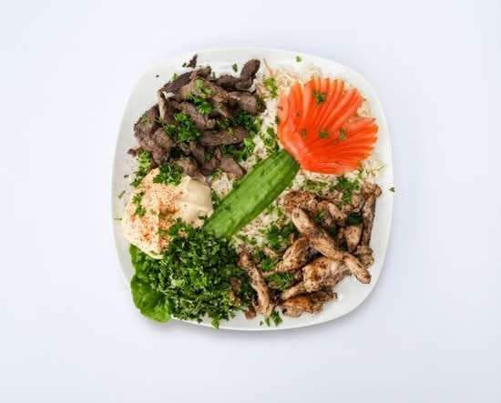 Hummus with beef shawarma.